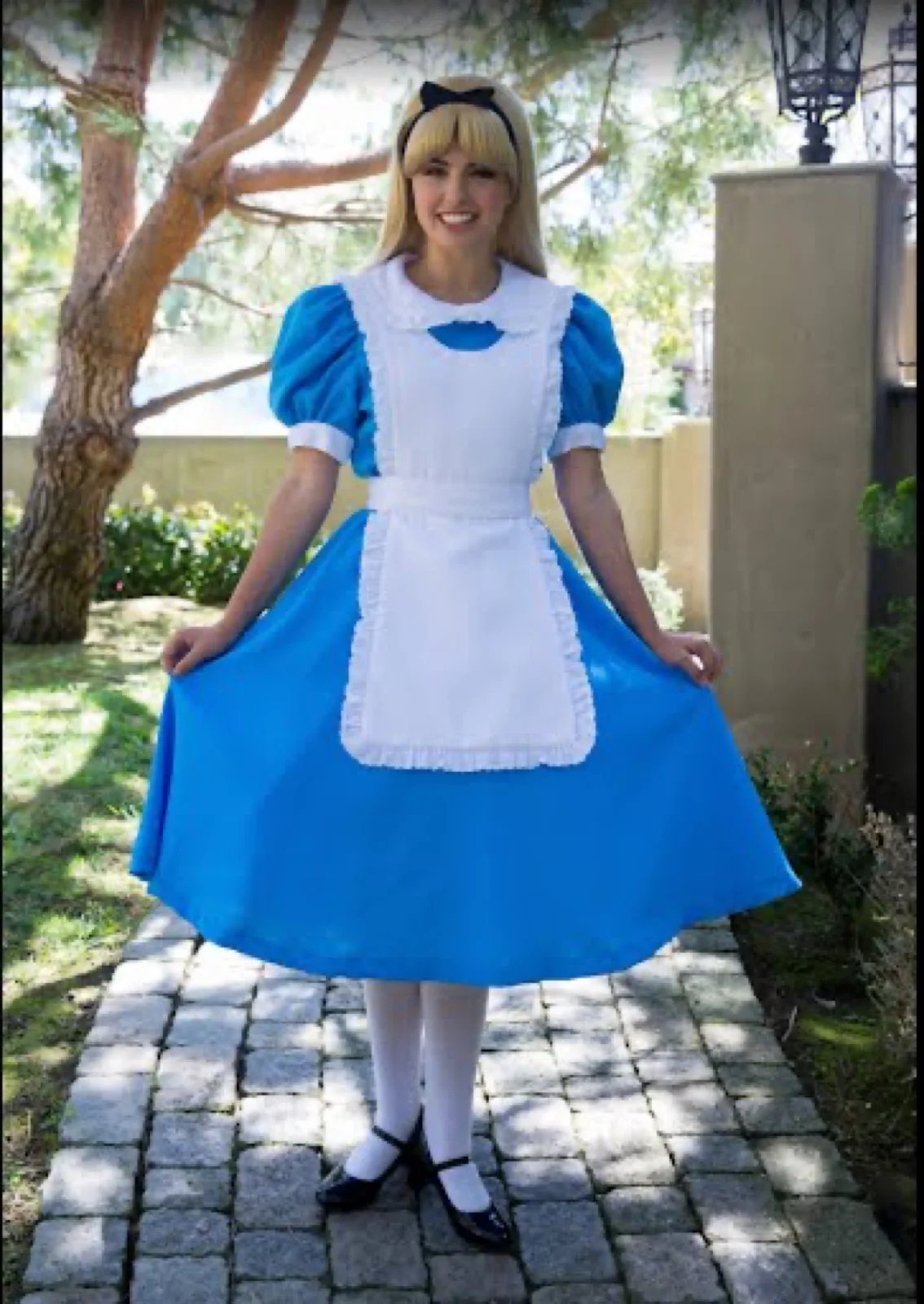 Wonderland Girl party character in Miami