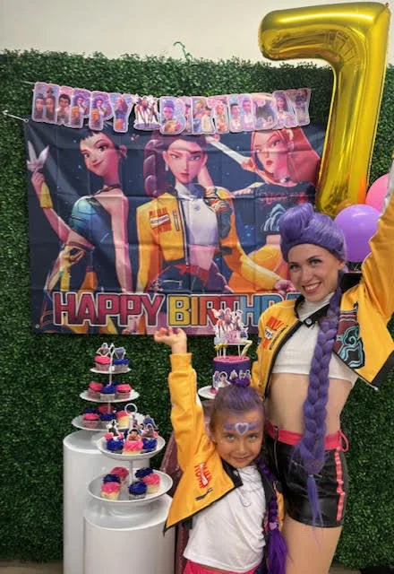 K-Pop Huntress party character in Miami